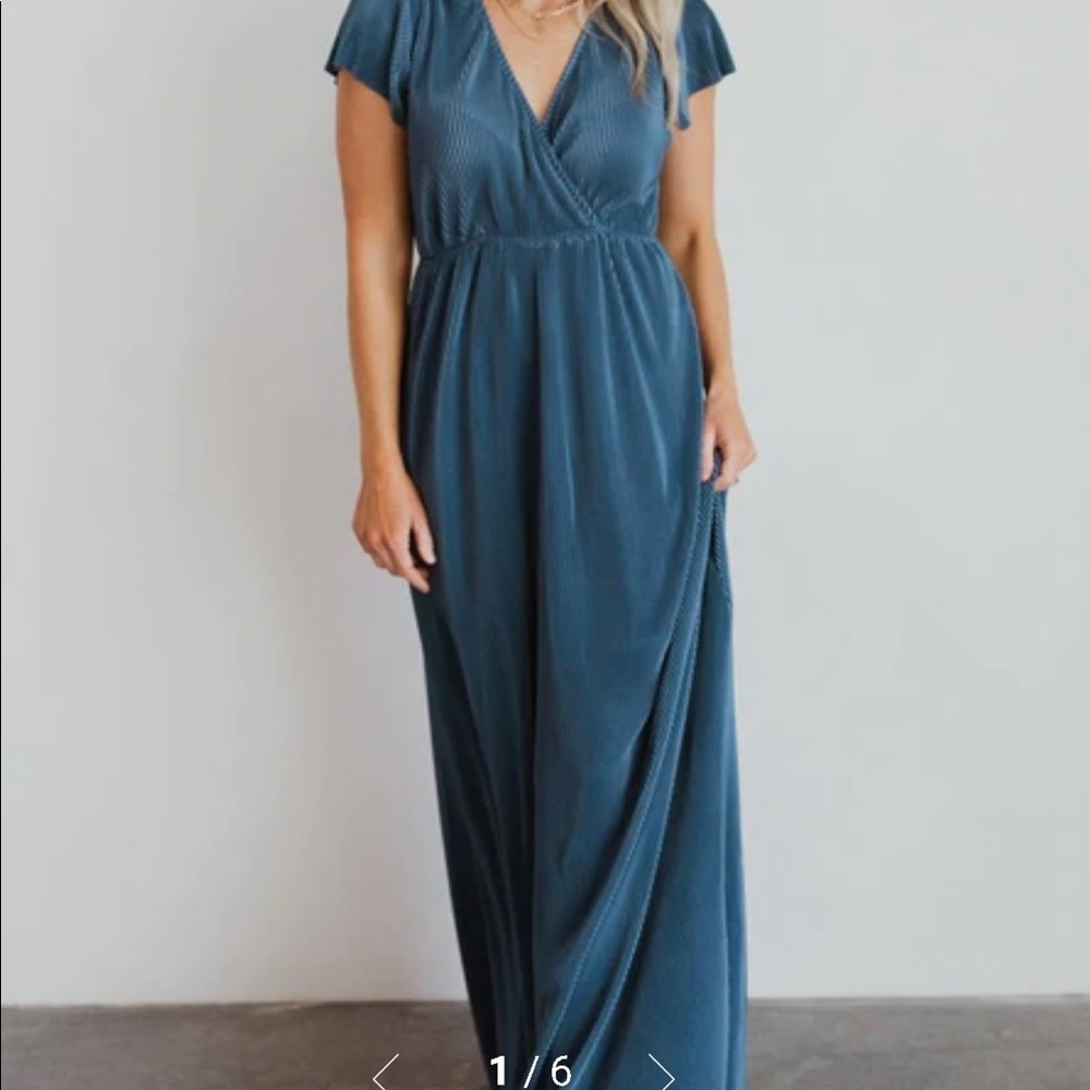 Athena Pleated Maxi Dress in Navy size XS